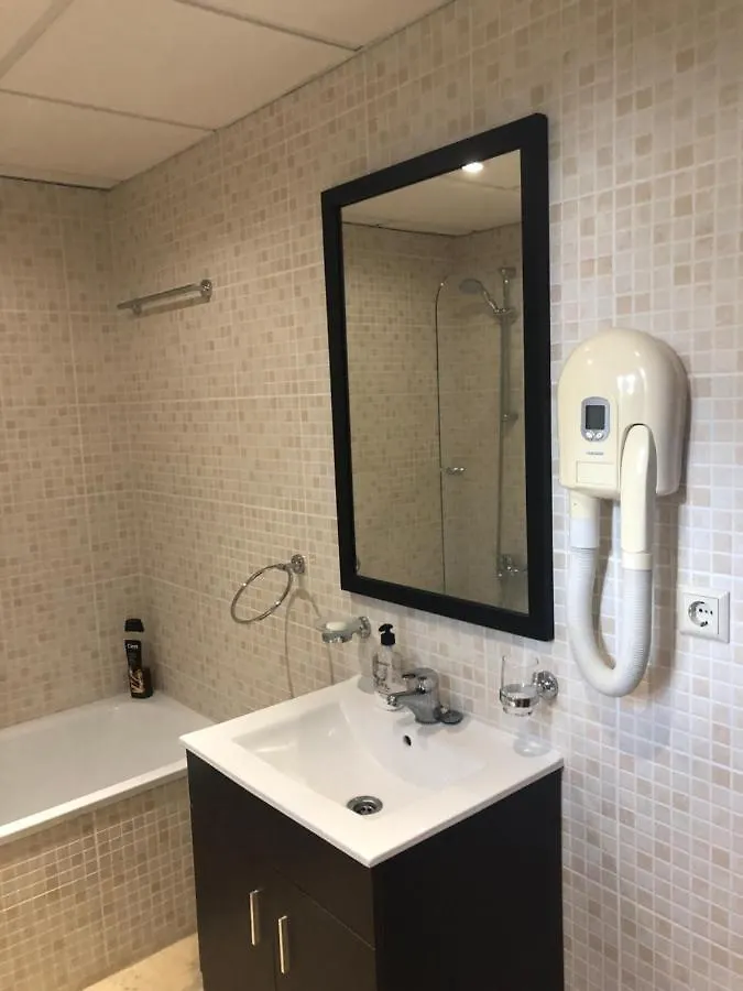 Fantastico Apartamento Con Vistas Al Mar Zona Club La Costa Castillo Fuengirola Appartement